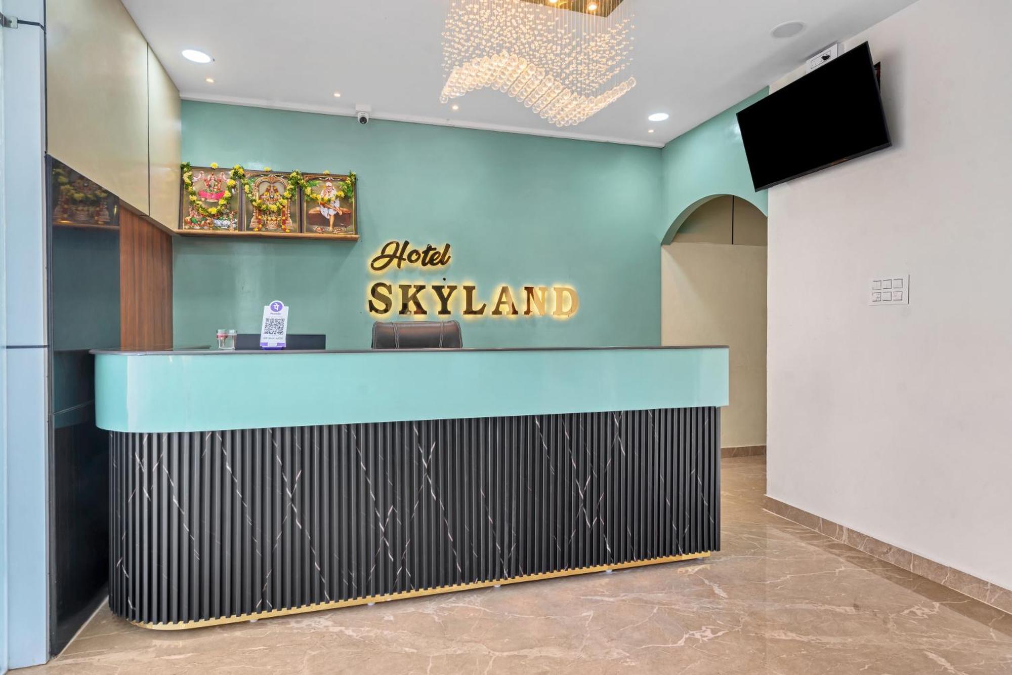 Hotel Sky Land Khammam Exterior photo